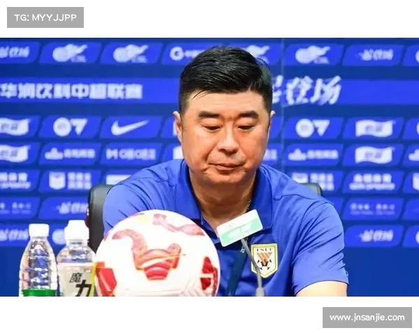 韩鹏:王大雷状态良好可出场比赛 泽卡能否登场需视训练表现而定 韩鹏:王大雷状态良好可出场比赛 泽卡能否登场需视训练表现而定